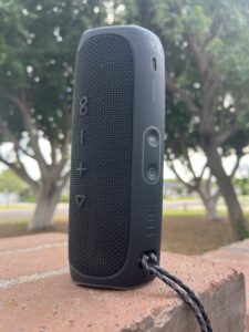 Ports and buttons of the JBL Flip 5 Bluetooth Speaker
